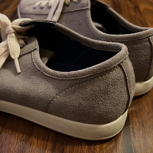 Gray Suede Leather Sneakers - Picture 4 of 5